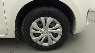 Used 2023 Maruti Suzuki Swift VXI CNG Petrol+cng Manual tyres RIGHT FRONT TYRE RIM VIEW