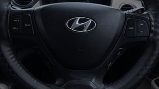 Used 2014 Hyundai Grand i10 [2013-2017] Asta AT 1.2 Kappa VTVT Petrol Automatic top_features Steering mounted controls