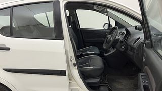 Used 2013 Maruti Suzuki Ritz [2012-2017] Vxi Petrol Manual interior RIGHT SIDE FRONT DOOR CABIN VIEW