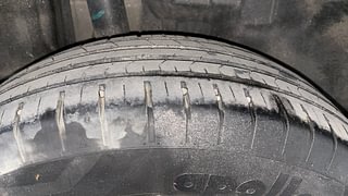 Used 2019 Maruti Suzuki Swift [2017-2021] ZXi Plus AMT Petrol Automatic tyres RIGHT REAR TYRE TREAD VIEW