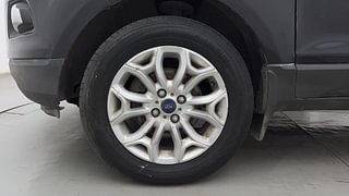 Used 2014 Ford EcoSport [2013-2015] Titanium 1.5L TDCi Diesel Manual tyres LEFT FRONT TYRE RIM VIEW