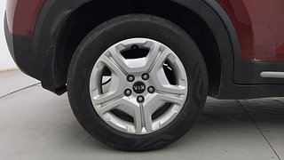 Used 2021 Kia Sonet HTX 1.0 iMT Petrol Manual tyres RIGHT REAR TYRE RIM VIEW