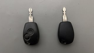 Used 2015 Renault Duster [2012-2015] RxL Petrol Petrol Manual extra CAR KEY VIEW