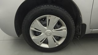 Used 2017 Nissan Micra [2013-2020] XL CVT Petrol Automatic tyres LEFT FRONT TYRE RIM VIEW