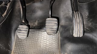 Used 2015 Renault Duster [2012-2015] RxL Petrol Petrol Manual interior PEDALS VIEW