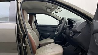 Used 2016 Renault Kwid [2015-2019] RXT Opt Petrol Manual interior RIGHT SIDE FRONT DOOR CABIN VIEW