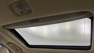 Used 2021 Honda Jazz ZX CVT Petrol Automatic top_features Sunroof