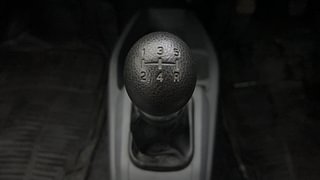 Used 2013 Maruti Suzuki Alto 800 [2012-2016] Lxi Petrol Manual interior GEAR  KNOB VIEW