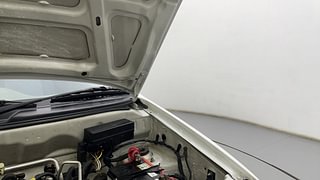 Used 2014 Maruti Suzuki Alto K10 [2010-2014] VXi Petrol Manual engine ENGINE LEFT SIDE HINGE & APRON VIEW