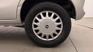 Used 2013 Maruti Suzuki Alto 800 [2012-2016] Lxi Petrol Manual tyres LEFT REAR TYRE RIM VIEW