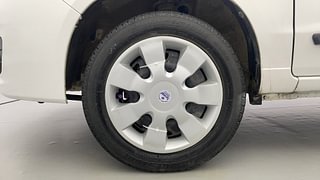 Used 2014 Maruti Suzuki Alto K10 [2010-2014] VXi Petrol Manual tyres LEFT FRONT TYRE RIM VIEW