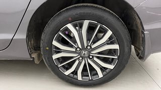 Used 2018 Honda City [2017-2020] ZX CVT Petrol Automatic tyres LEFT REAR TYRE RIM VIEW