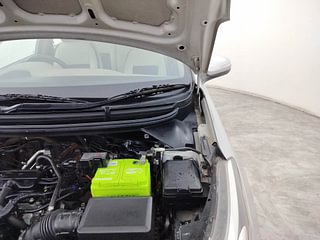 Used 2016 Hyundai Elite i20 [2014-2018] Asta 1.2 (O) Petrol Manual engine ENGINE LEFT SIDE HINGE & APRON VIEW