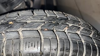 Used 2013 Maruti Suzuki Alto 800 [2012-2016] Lxi Petrol Manual tyres LEFT REAR TYRE TREAD VIEW