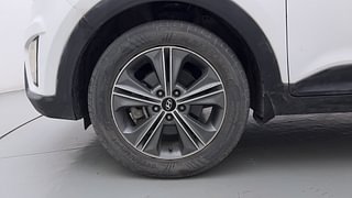 Used 2016 Hyundai Creta [2015-2018] 1.6 SX Plus Auto Diesel Automatic tyres LEFT FRONT TYRE RIM VIEW