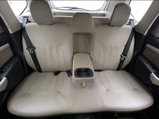 Used 2015 Renault Duster [2012-2015] RxL Petrol Petrol Manual interior REAR SEAT CONDITION VIEW