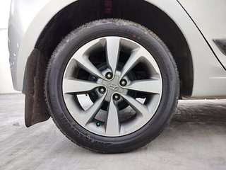 Used 2016 Hyundai Elite i20 [2014-2018] Asta 1.2 (O) Petrol Manual tyres RIGHT REAR TYRE RIM VIEW