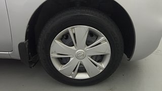 Used 2017 Nissan Micra [2013-2020] XL CVT Petrol Automatic tyres RIGHT FRONT TYRE RIM VIEW