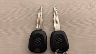 Used 2013 Maruti Suzuki Alto 800 [2012-2016] Lxi Petrol Manual extra CAR KEY VIEW