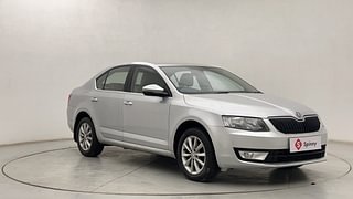 Used 2014 Skoda Octavia [2013-2017] Ambition 1.4 TSI Petrol Manual exterior RIGHT FRONT CORNER VIEW