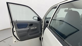 Used 2014 Maruti Suzuki Alto K10 [2010-2014] VXi Petrol Manual interior LEFT FRONT DOOR OPEN VIEW