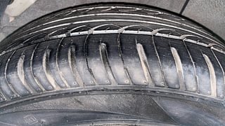 Used 2014 Hyundai i20 [2012-2014] Sportz 1.2 Petrol Manual tyres RIGHT REAR TYRE TREAD VIEW