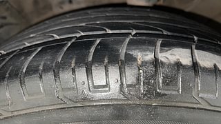 Used 2018 Hyundai Creta [2015-2018] 1.6 SX Plus Auto Petrol Petrol Automatic tyres LEFT FRONT TYRE TREAD VIEW