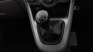 Used 2015 Hyundai i10 magna 1.1 Petrol Manual interior GEAR  KNOB VIEW