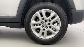 Used 2019 JEEP Compass [2017-2021] Limited (O) 2.0 Diesel Diesel Manual tyres LEFT REAR TYRE RIM VIEW