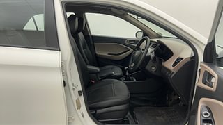 Used 2015 Hyundai Elite i20 [2014-2018] Magna 1.4 CRDI Diesel Manual interior RIGHT SIDE FRONT DOOR CABIN VIEW