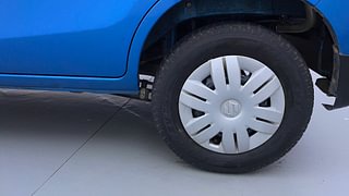 Used 2016 Maruti Suzuki Alto 800 [2016-2019] Lxi Petrol Manual tyres LEFT REAR TYRE RIM VIEW