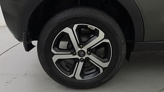 Used 2022 Tata Nexon XZ Plus Premium Petrol Manual tyres RIGHT REAR TYRE RIM VIEW