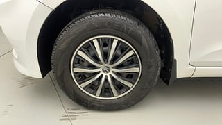 Used 2015 Hyundai Elite i20 [2014-2018] Magna 1.4 CRDI Diesel Manual tyres LEFT FRONT TYRE RIM VIEW