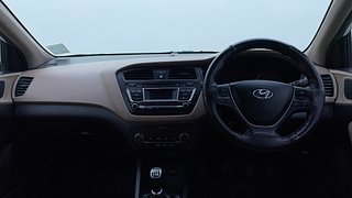 Used 2016 Hyundai Elite i20 [2014-2018] Sportz 1.2 Petrol Manual interior DASHBOARD VIEW