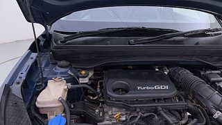 Used 2022 Hyundai Venue [2019-2022] SX 1.0  Turbo iMT Petrol Manual engine ENGINE RIGHT SIDE HINGE & APRON VIEW