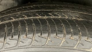 Used 2022 Maruti Suzuki Wagon R 1.2 [2019-2022] ZXI Petrol Manual tyres RIGHT REAR TYRE TREAD VIEW