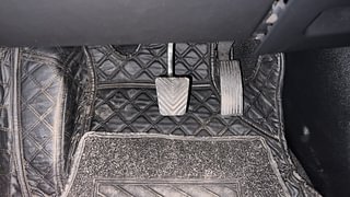 Used 2022 Hyundai Venue [2019-2022] SX 1.0  Turbo iMT Petrol Manual interior PEDALS VIEW