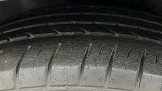 Used 2014 Hyundai Verna [2011-2015] Fluidic 1.6 VTVT SX Opt Petrol Manual tyres LEFT FRONT TYRE TREAD VIEW