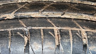 Used 2022 Kia Sonet GTX Plus 1.0 iMT Petrol Manual tyres LEFT FRONT TYRE TREAD VIEW