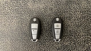 Used 2019 Maruti Suzuki Baleno [2015-2019] Zeta AT Petrol Petrol Automatic extra CAR KEY VIEW