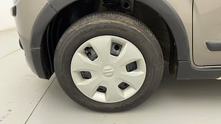 Used 2022 Maruti Suzuki Wagon R 1.2 [2019-2022] ZXI Petrol Manual tyres LEFT FRONT TYRE RIM VIEW