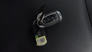 Used 2023 Hyundai Verna SX (O) 1.5 Turbo Petrol DCT Petrol Automatic extra CAR KEY VIEW