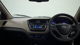 Used 2015 Hyundai Elite i20 [2014-2018] Sportz 1.2 Petrol Manual interior DASHBOARD VIEW