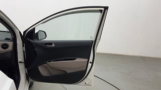 Used 2015 Hyundai Xcent [2014-2017] SX (O) Petrol Petrol Manual interior RIGHT FRONT DOOR OPEN VIEW