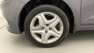 Used 2017 Hyundai Elite i20 [2014-2018] Asta 1.2 Petrol Manual tyres LEFT FRONT TYRE RIM VIEW