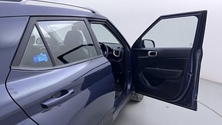 Used 2022 Hyundai Venue [2019-2022] SX 1.0  Turbo iMT Petrol Manual interior RIGHT FRONT DOOR OPEN VIEW