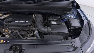 Used 2022 Hyundai Venue [2019-2022] SX 1.0  Turbo iMT Petrol Manual engine ENGINE LEFT SIDE VIEW