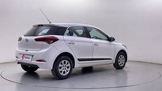 Used 2016 Hyundai Elite i20 [2014-2018] Sportz 1.2 Petrol Manual exterior RIGHT REAR CORNER VIEW