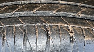 Used 2022 Kia Sonet GTX Plus 1.0 iMT Petrol Manual tyres RIGHT FRONT TYRE TREAD VIEW