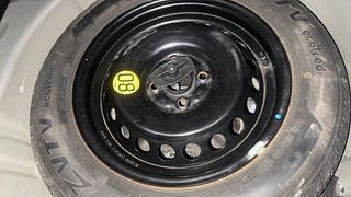 Used 2019 Toyota Glanza [2019-2022] V Petrol Manual tyres SPARE TYRE VIEW